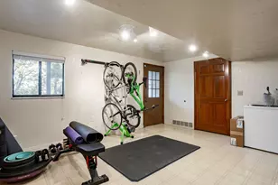 1510 E Chandler Dr N, Salt Lake City, UT 84103 - Photo 31