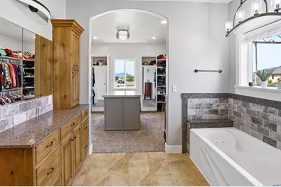 10195 W 11600 N, Bothwell, UT 84337 - Photo 25