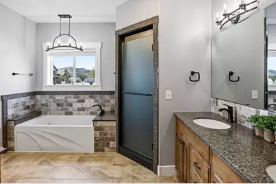 10195 W 11600 N, Bothwell, UT 84337 - Photo 19