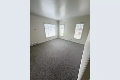 4910 S 900 E, Murray, UT 84117 - Photo 7