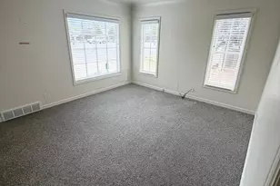 4910 S 900 E, Murray, UT 84117 - Photo 7