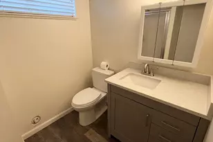 4910 S 900 E, Murray, UT 84117 - Photo 21