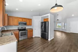3973 S Lake Vista Dr, Saratoga Springs, UT 84045 - Photo 3