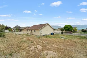 3973 S Lake Vista Dr, Saratoga Springs, UT 84045 - Photo 39