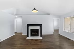 3973 S Lake Vista Dr, Saratoga Springs, UT 84045 - Photo 7