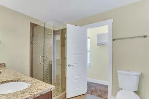 2483 E Elm Ave, Salt Lake City, UT 84109 - Photo 13