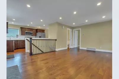 2483 E Elm Ave, Salt Lake City, UT 84109 - Photo 3