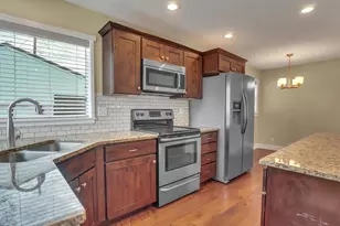 2483 E Elm Ave, Salt Lake City, UT 84109 - Photo 7