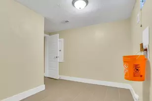 2483 E Elm Ave, Salt Lake City, UT 84109 - Photo 27