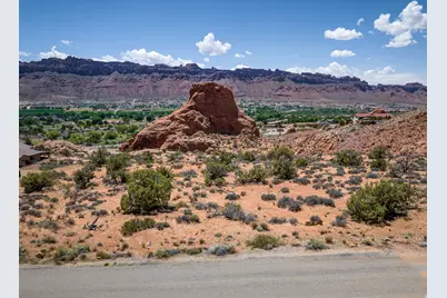 2176 Navajo Hts #3, Moab, UT 84532 - Photo 3