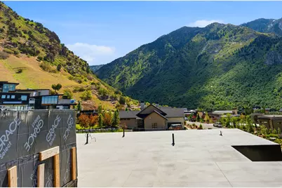 4029 E Canyon Dr, Cottonwood Heights, UT 84121 - Photo 11