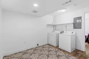 1975 W Sir Andrew Way N, Salt Lake City, UT 84116 - Photo 17