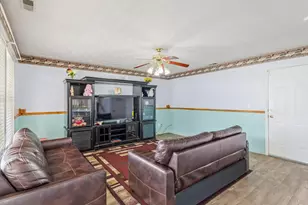 1975 W Sir Andrew Way N, Salt Lake City, UT 84116 - Photo 9