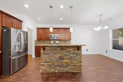 5422 W Fairgrove Ln S, West Valley, UT 84120 - Photo 13