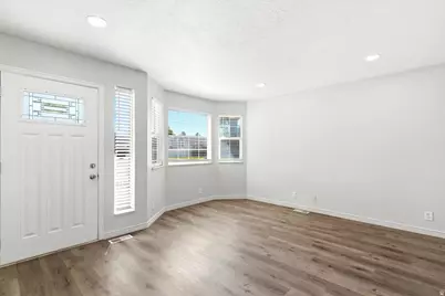 4685 S 3900 W, Roy, UT 84067 - Photo 3