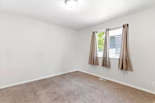 4685 S 3900 W, Roy, UT 84067 - Photo 11
