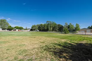 12366 S Mountain View Dr W, Riverton, UT 84065 - Photo 11