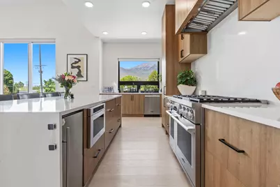 283 E 4900 N, Provo, UT 84604 - Photo 13