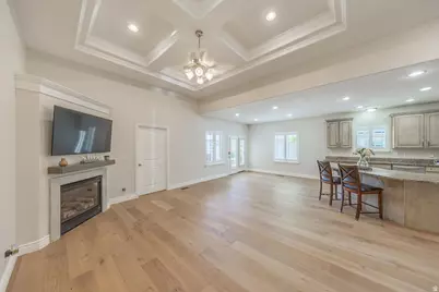 6822 S Triumph Ln, West Jordan, UT 84084 - Photo 21