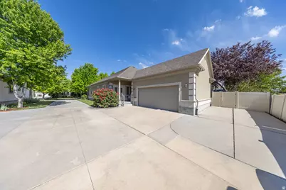 6822 S Triumph Ln, West Jordan, UT 84084 - Photo 5