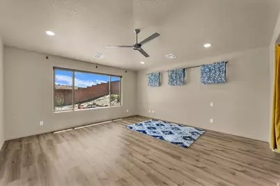 2128 E Honeycomb Dr, Saint George, UT 84790 - Photo 9