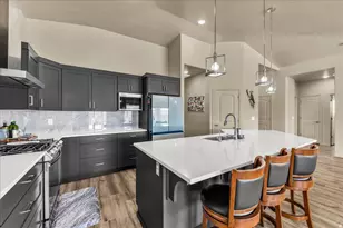 2128 E Honeycomb Dr, Saint George, UT 84790 - Photo 13
