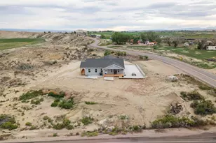 2029 W Mortensen Ln, Roosevelt, UT 84066 - Photo 3