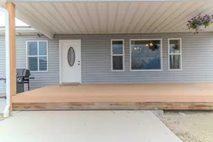 2029 W Mortensen Ln, Roosevelt, UT 84066 - Photo 5