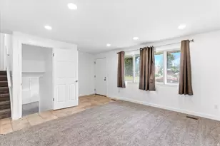 209 N 850 E, Layton, UT 84041 - Photo 3