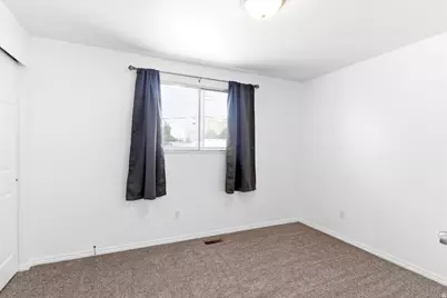 209 N 850 E, Layton, UT 84041 - Photo 11