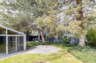 5529 S Woodcrest Dr E, Holladay, UT 84117 - Photo 45