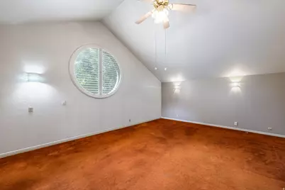 5529 S Woodcrest Dr E, Holladay, UT 84117 - Photo 25