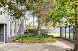 5529 S Woodcrest Dr E, Holladay, UT 84117 - Photo 43