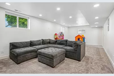 7179 S 3200 W, West Jordan, UT 84084 - Photo 29