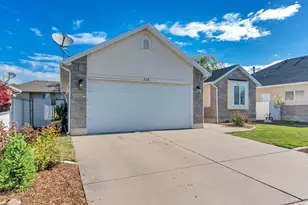 634 W 2325 N, Layton, UT 84041 - Photo 3