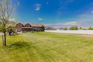 120 S 380 E, Mendon, UT 84325 - Photo 63