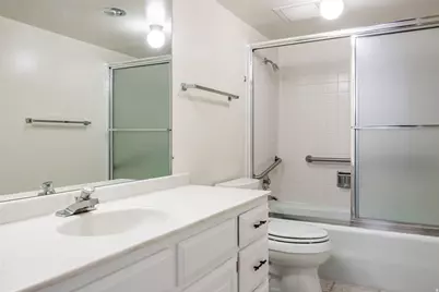 245 N Vine St W #803, Salt Lake City, UT 84103 - Photo 11