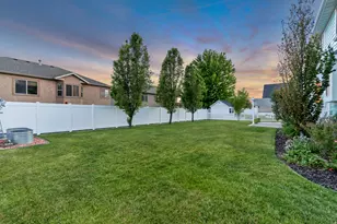 1869 W Hollybrook Way N, Farmington, UT 84025 - Photo 33