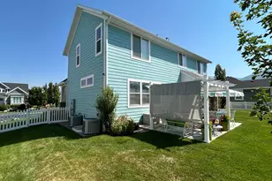 1869 W Hollybrook Way N, Farmington, UT 84025 - Photo 29