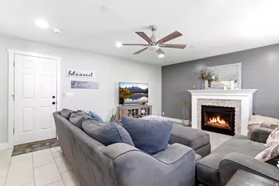 2267 N 1075 E, Layton, UT 84040 - Photo 13