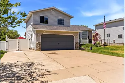 2267 N 1075 E, Layton, UT 84040 - Photo 3
