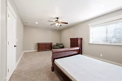 90 N 2975 W, Layton, UT 84041 - Photo 25