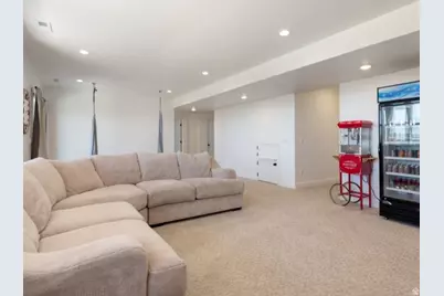 1447 N Shadow Wood Dr, Kaysville, UT 84037 - Photo 39