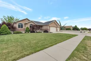 9067 S Wisteria Way, West Jordan, UT 84081 - Photo 3