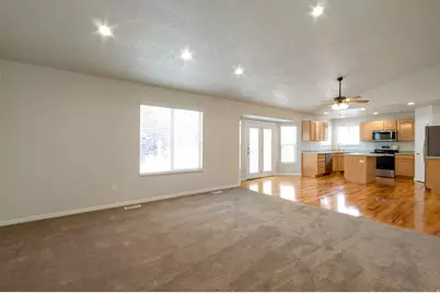 9067 S Wisteria Way, West Jordan, UT 84081 - Photo 9