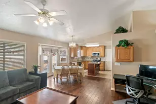 882 N 200 W, American Fork, UT 84003 - Photo 3