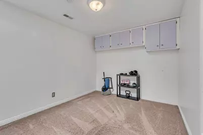 9924 S 3265 W, South Jordan, UT 84095 - Photo 21