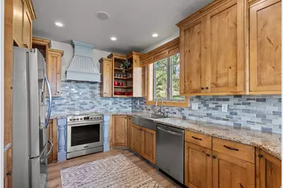713 N Lochwood Vw W #92, Garden City, UT 84028 - Photo 17