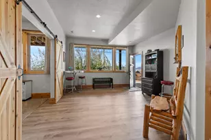 713 N Lochwood Vw W, Garden City, UT 84028 - Photo 37