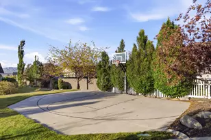 1664 S Landrock Dr, Saratoga Springs, UT 84045 - Photo 23